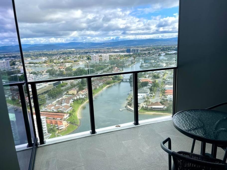 Stunning Riverview 1Bedroom Serviced Apt Gold Coast Eksteriør billede