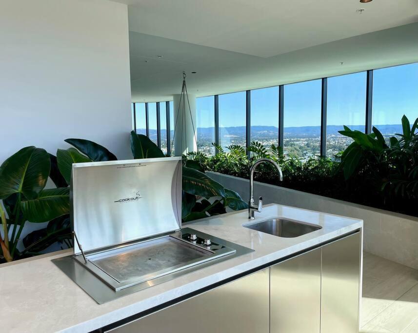 Stunning Riverview 1Bedroom Serviced Apt Gold Coast Eksteriør billede